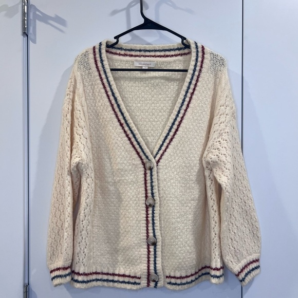 Sweaters - Button Up Carnigan